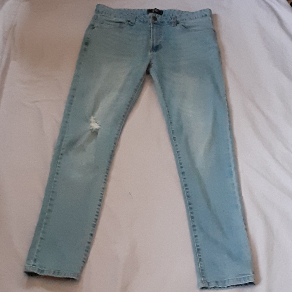 *  Forever 21 mens distressed jeans